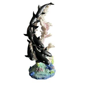 Vintage Seaworld Family Of‎ Orca Whales Shamu On White Coral 10" Ceramic Statue